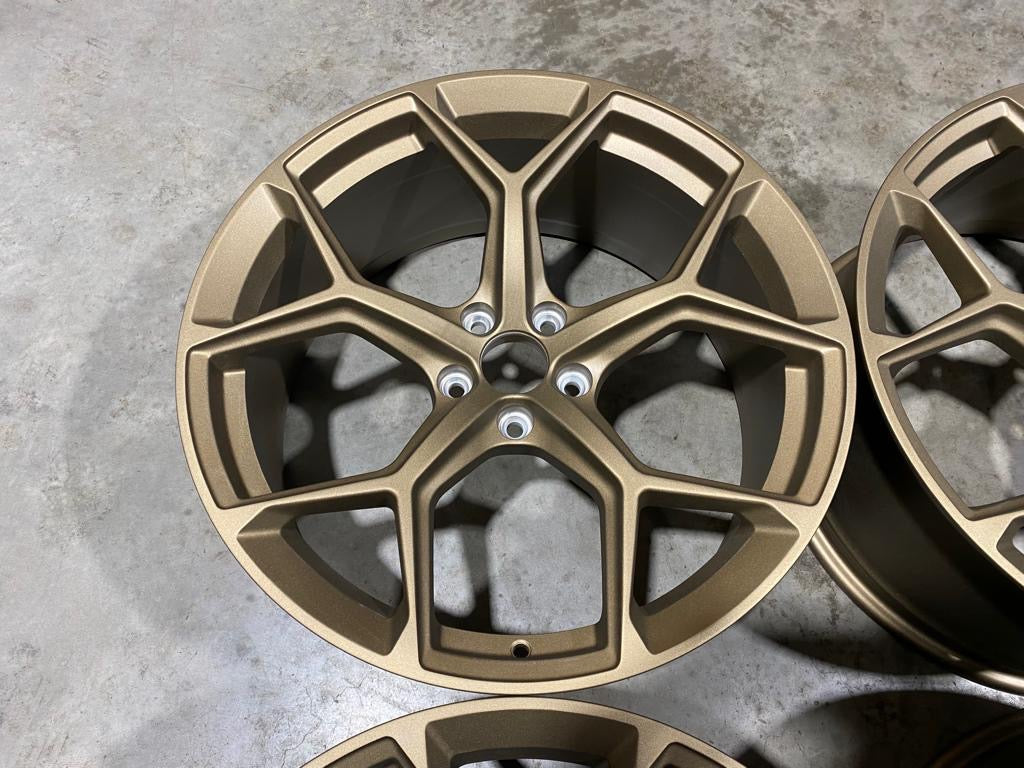 Lättmetallfälgar i RS6-stil – Satin Bronze