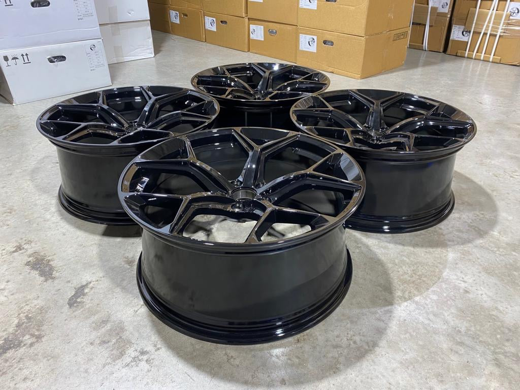 Lättmetallfälgar i RS6-stil – Gloss Black