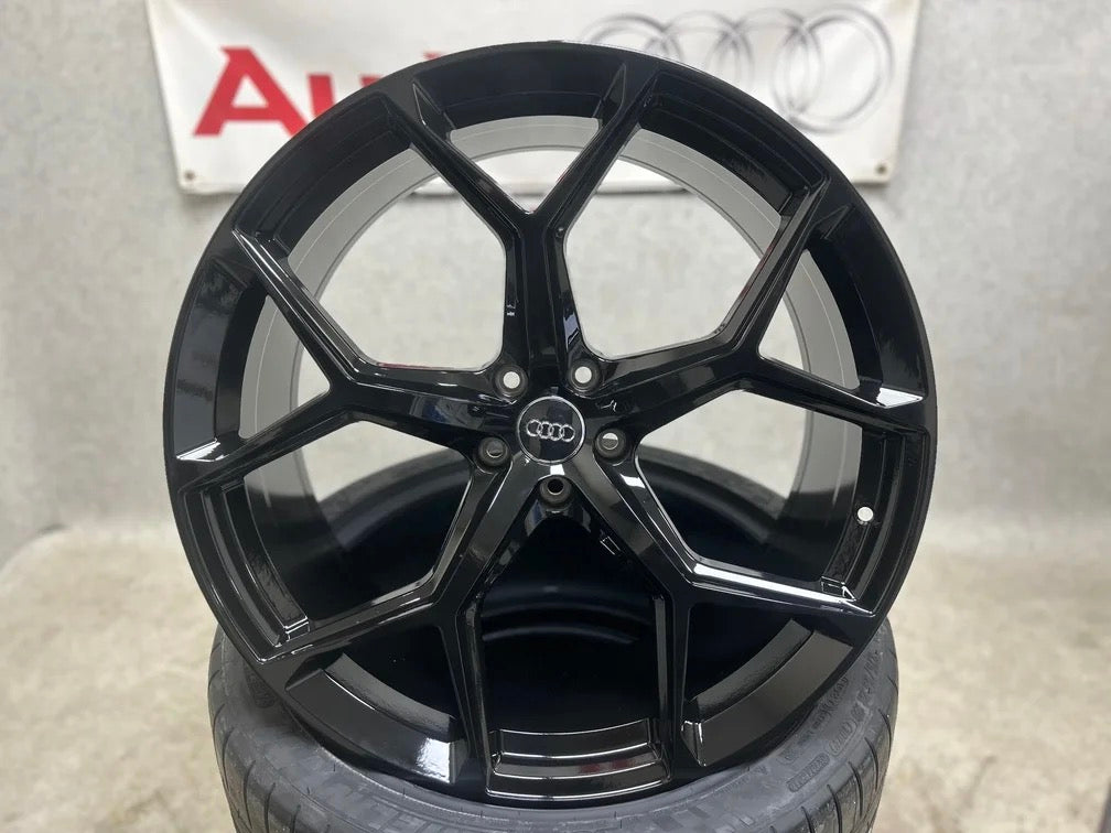 Lättmetallfälgar i RS6-stil – Gloss Black