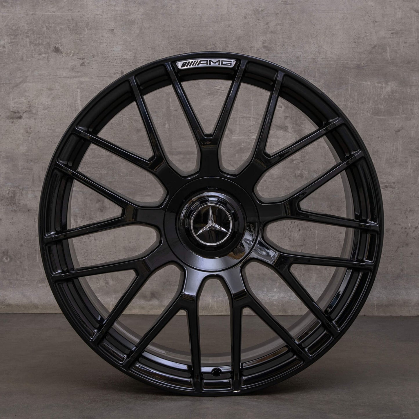 Mercedes AMG OEM Lättmetallfälgar - Helsvart