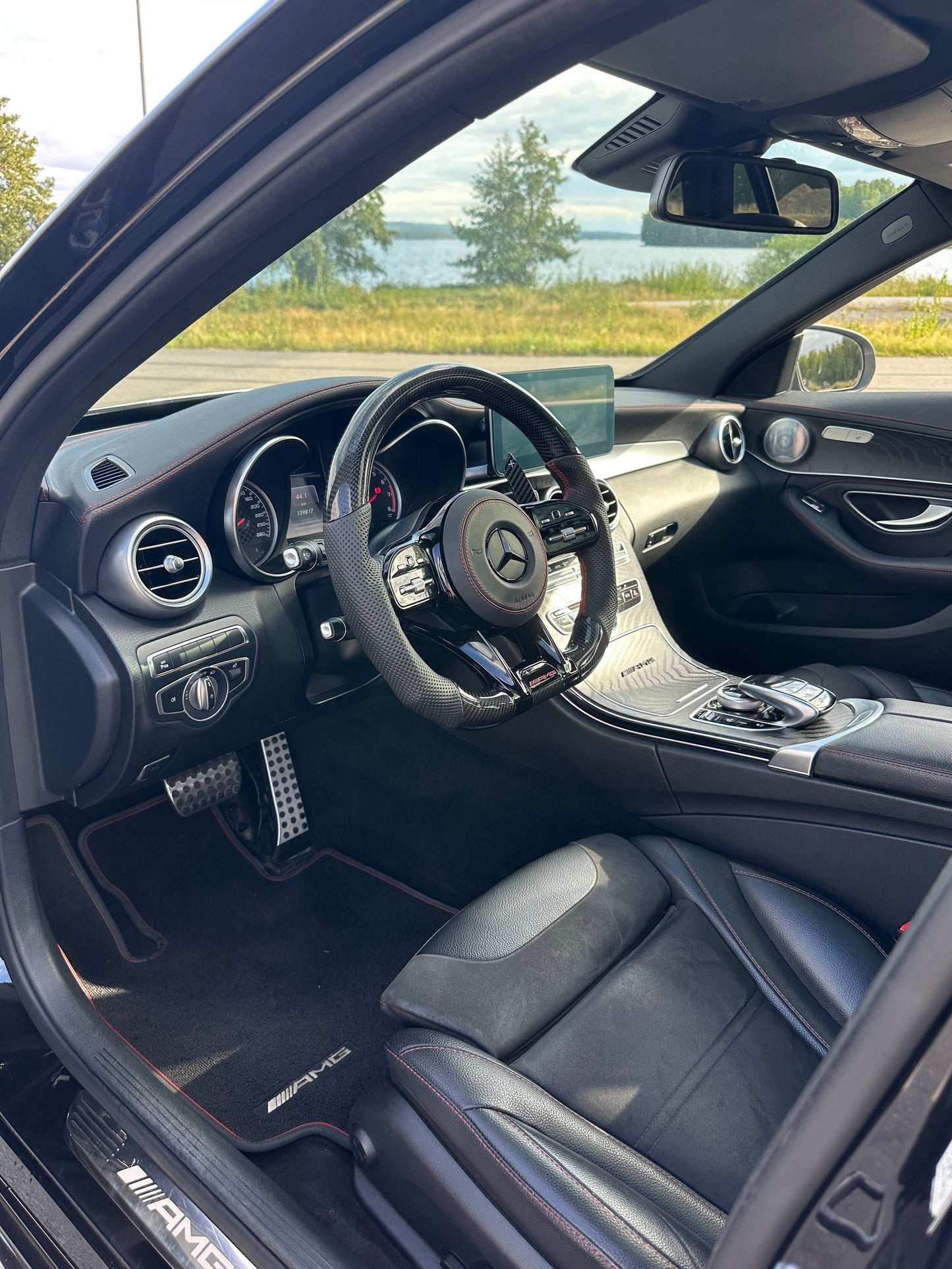 Facelift ratt till Mercedes - Kolfiber