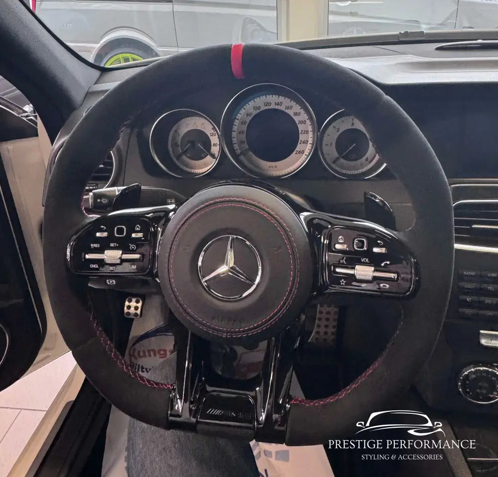 Sportratt i Alcantara – Mercedes-kompatibel