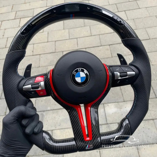 Sportratt i Kolfiber med LED-display – Passar BMW F‑ och G‑serien