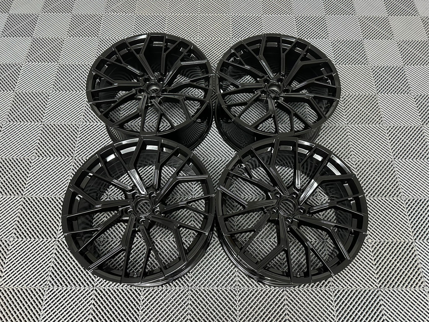 https://cmwheels.com/wp-content/uploads/2023/08/A6-AVANT-GB-1.jpg