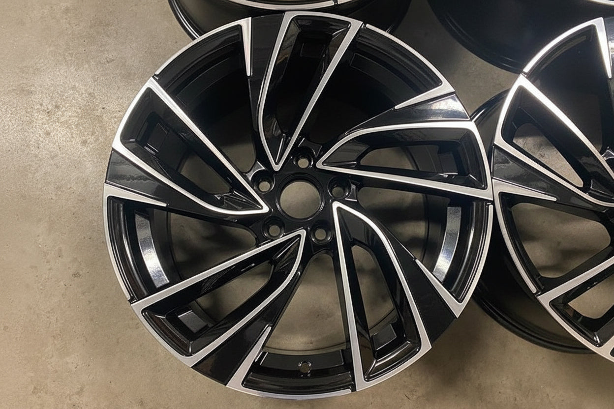 VW Adelaide Inspirerade Lättmetallfälgar