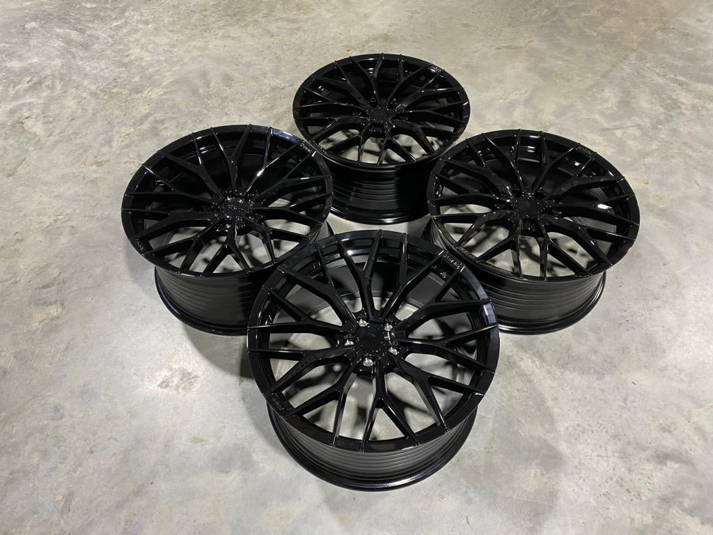 Quantum44 fälgar - Platinum Black
