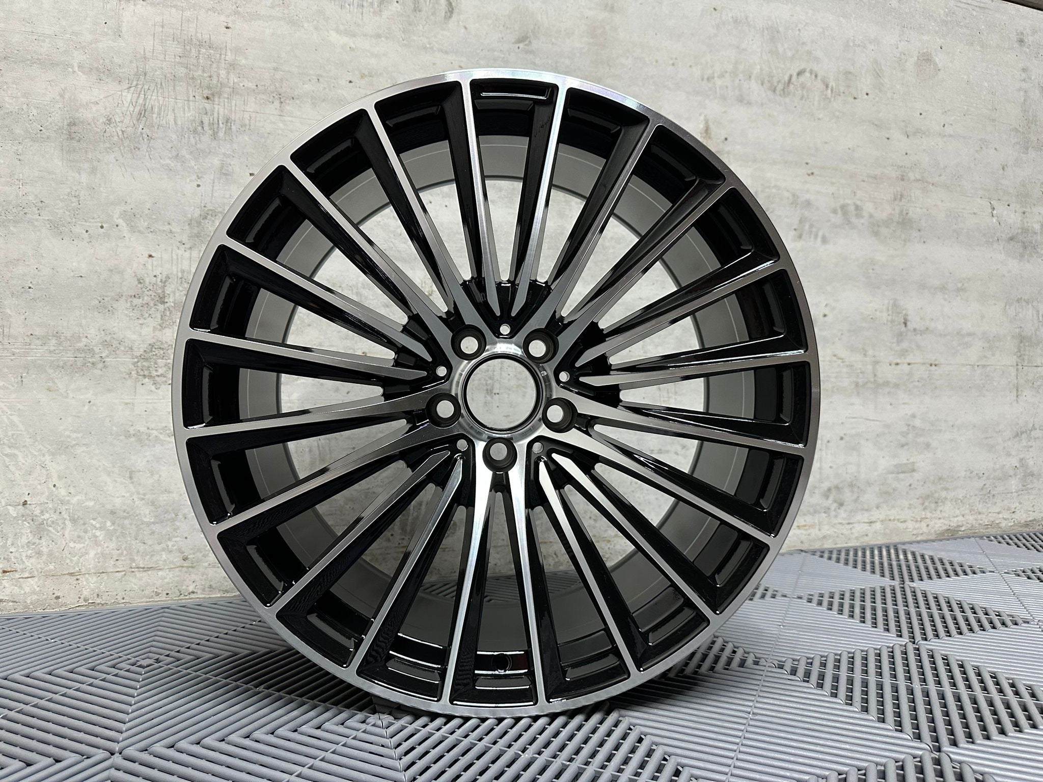 20" AMG Multi Spoke