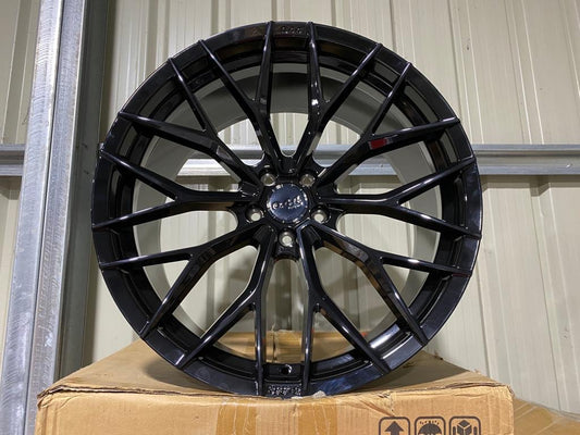 Quantum44 fälgar - Platinum Black