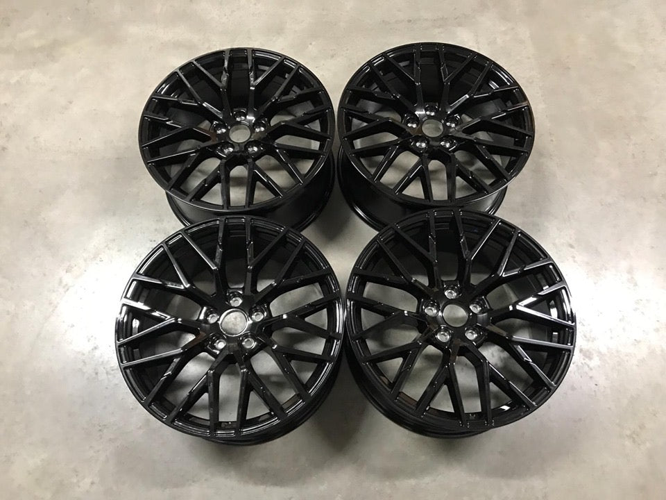 Audi R8 stil – Blank Svart