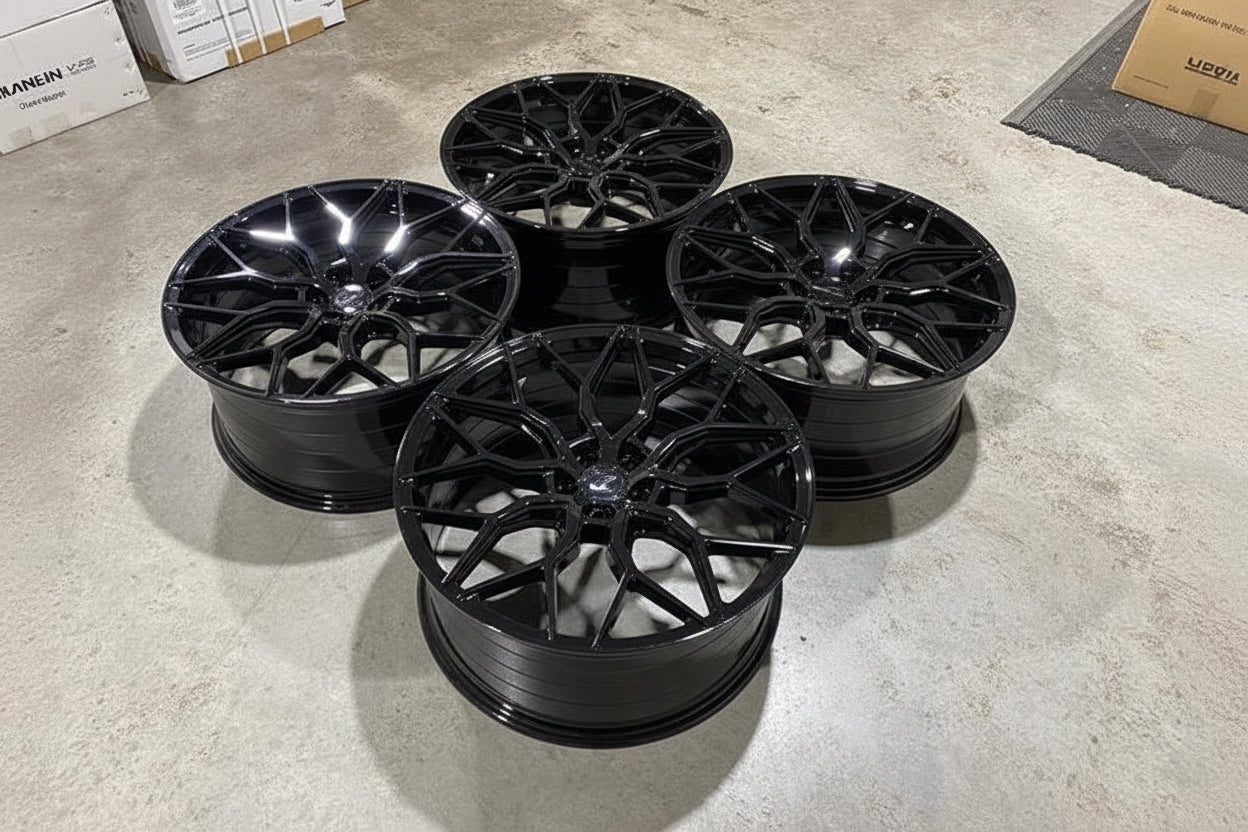 Riviera RF108 Lättmetallfälgar