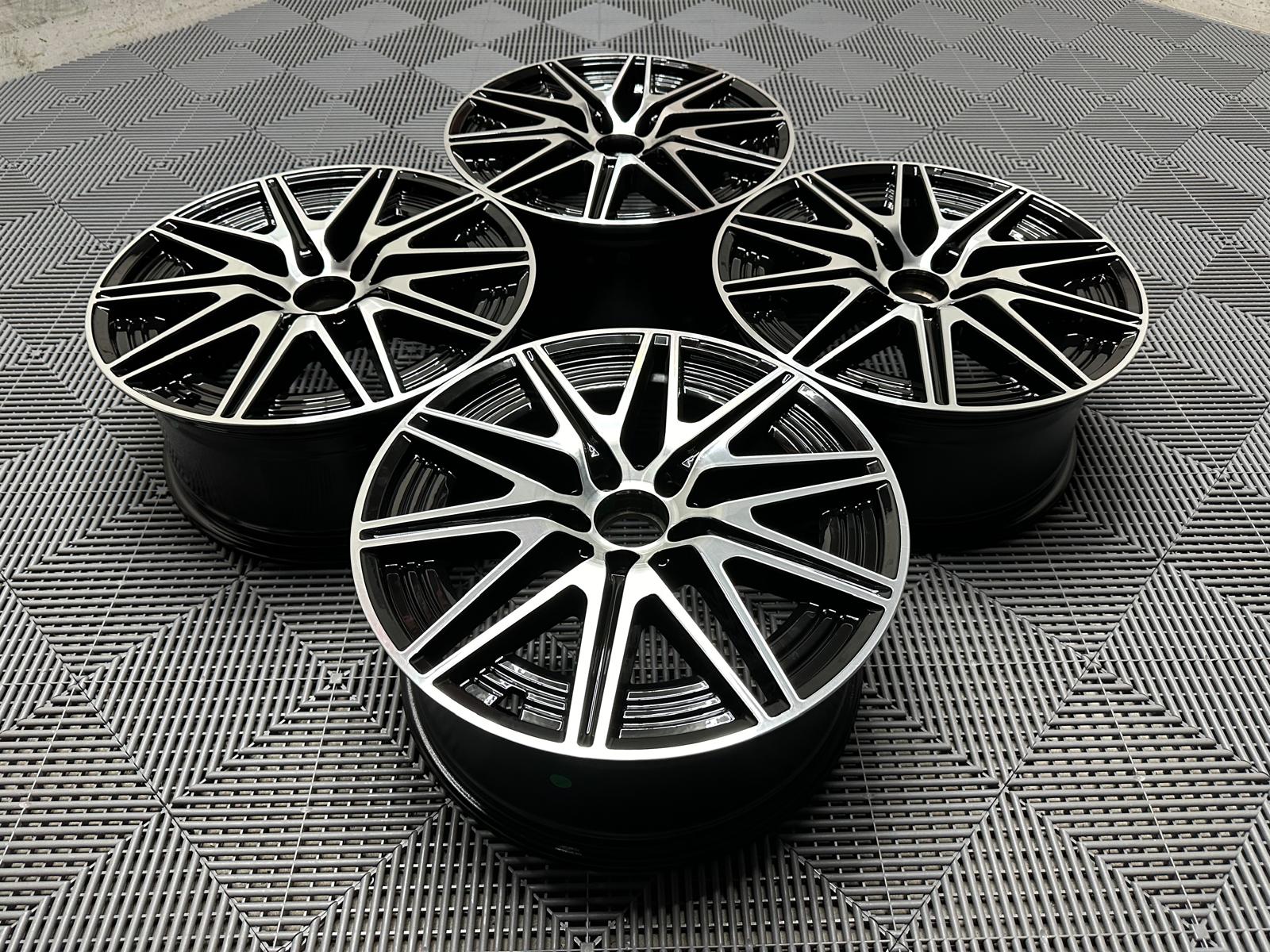 2024 C43 AMG Inspirerade Lättmetallfälgar