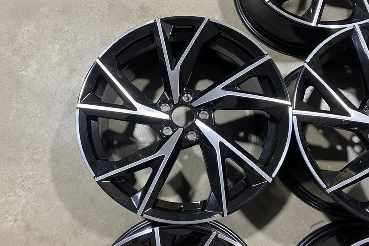 2021 R8 V10 Inspirerade Lättmetallfälgar