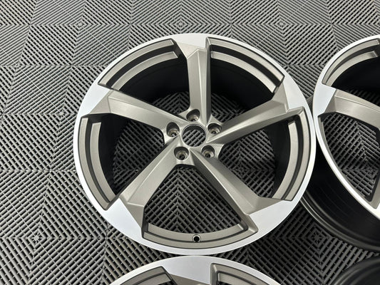 2025 RS5 AVANT Inspirerade Lättmetallfälgar