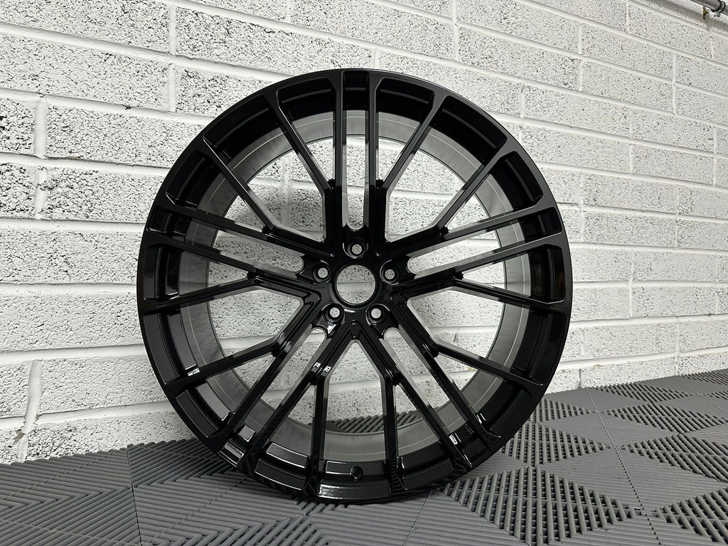 SQ8 PRESTIGE Inspirerade Lättmetallfälgar