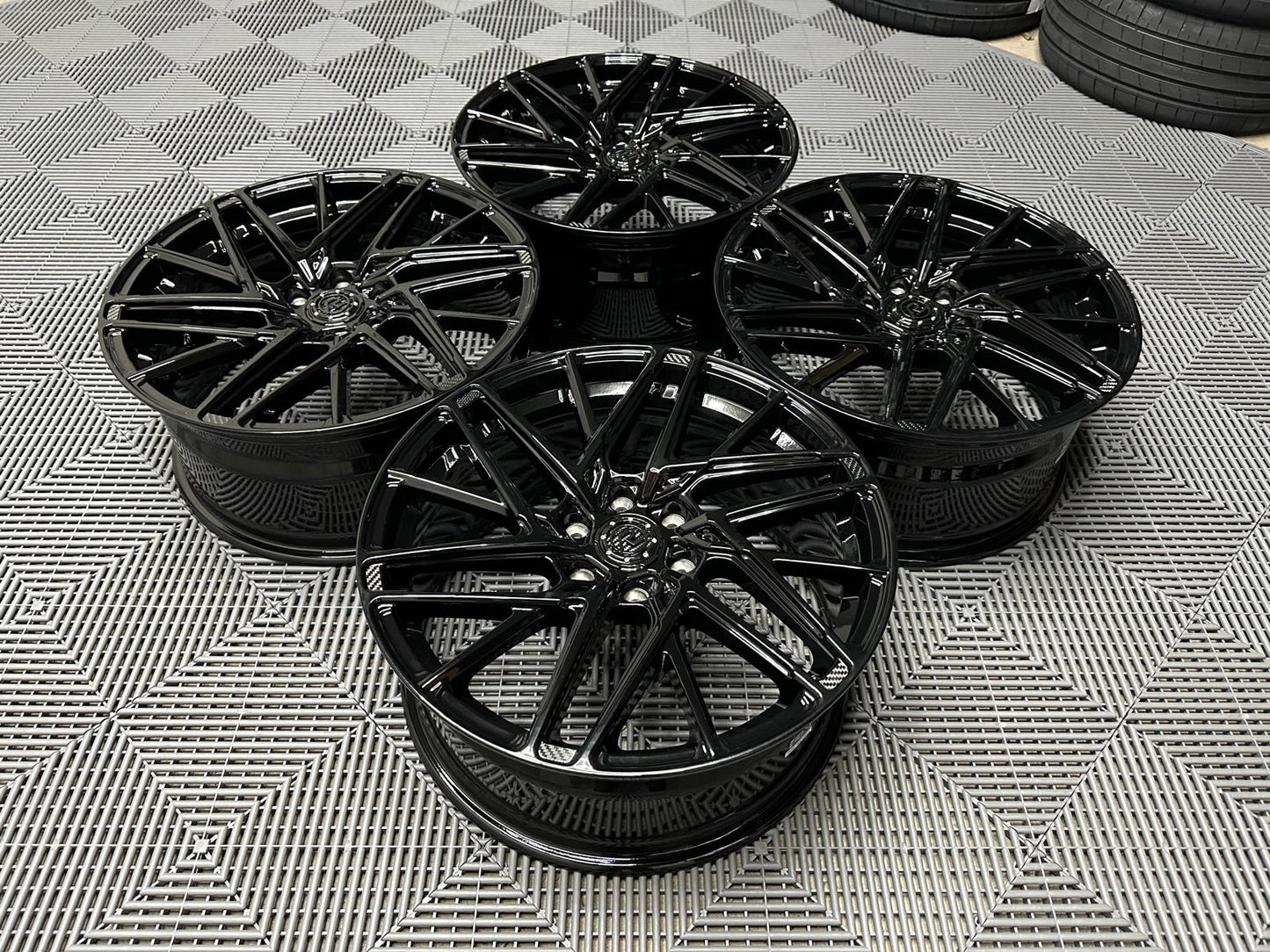 Motion R VS8 Fälgar