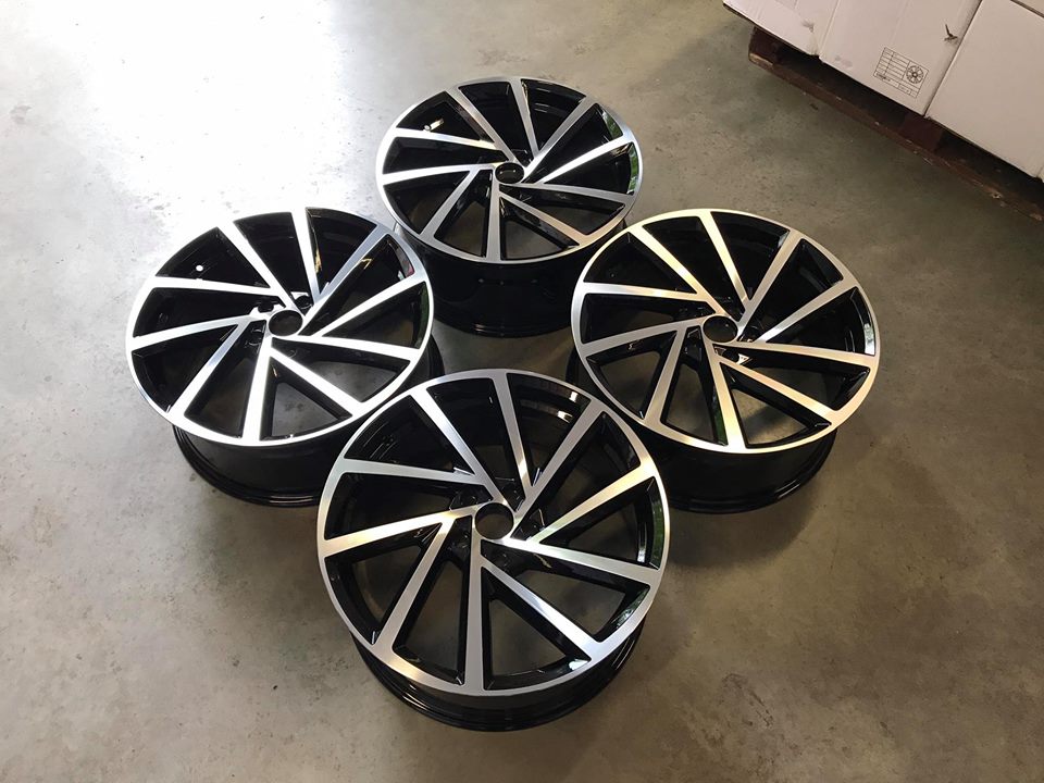 VW Golf R Spielberg Inspirerade Lättmetallfälgar