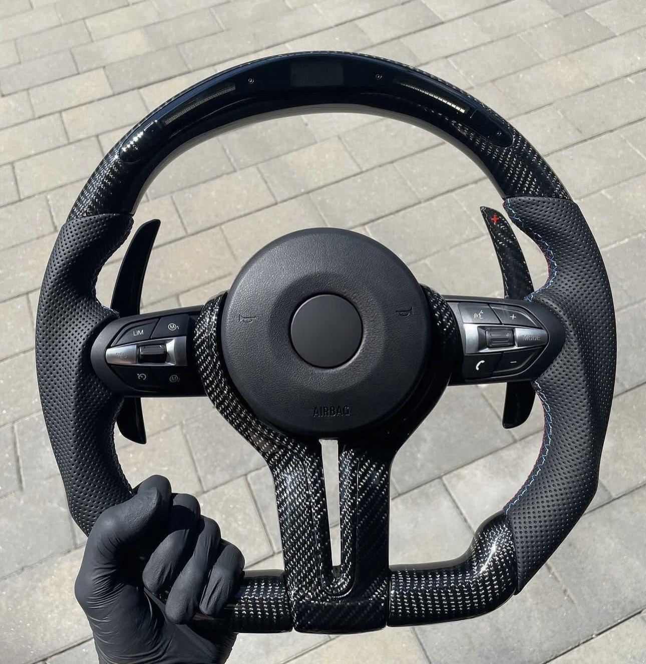 Sportratt i Kolfiber med LED-display – Passar BMW F‑ och G‑serien