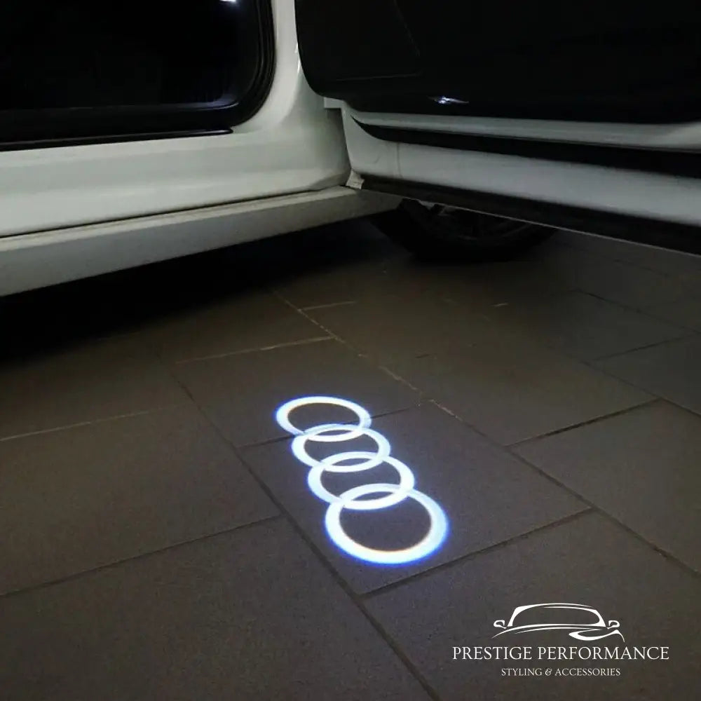Dörrljus med högupplöst projektion – Passar flera Audi-modeller Audi logga / 2 pack 399kr